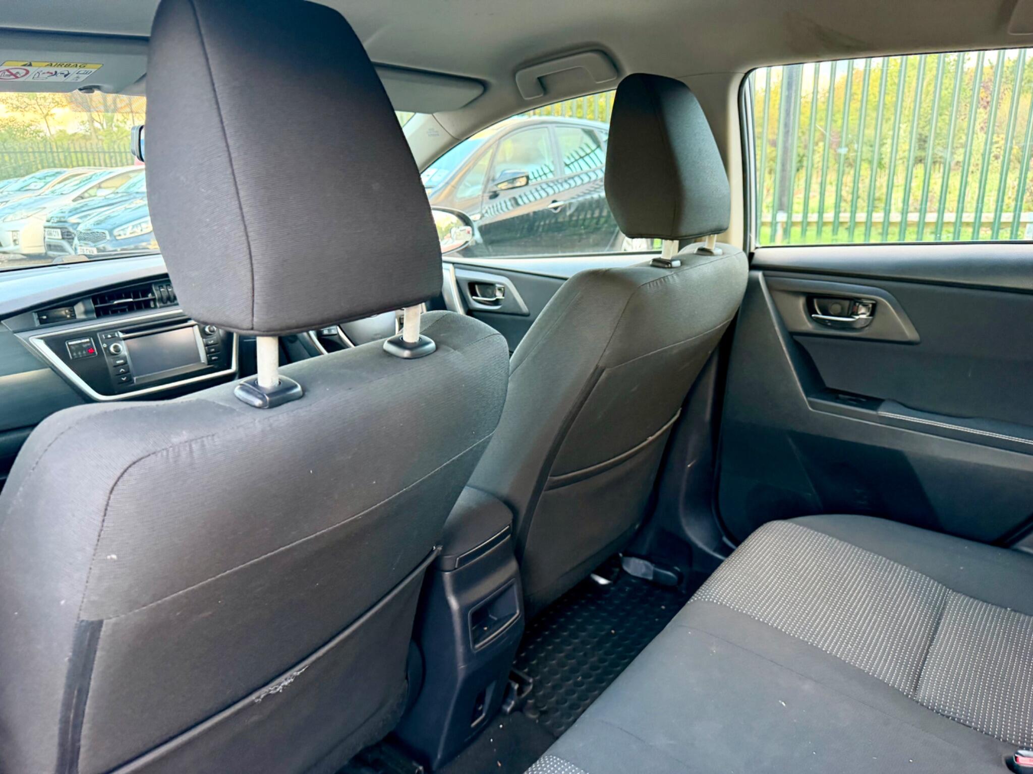 Toyota Auris view 30