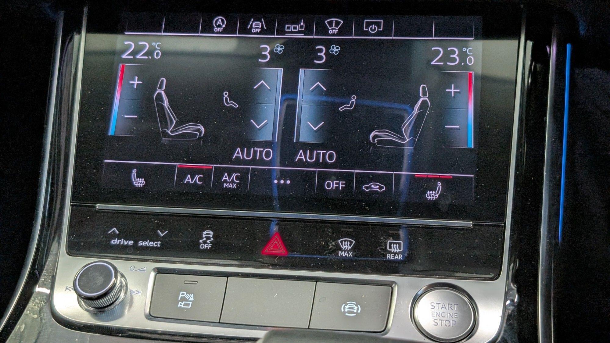 Audi A8 view 18