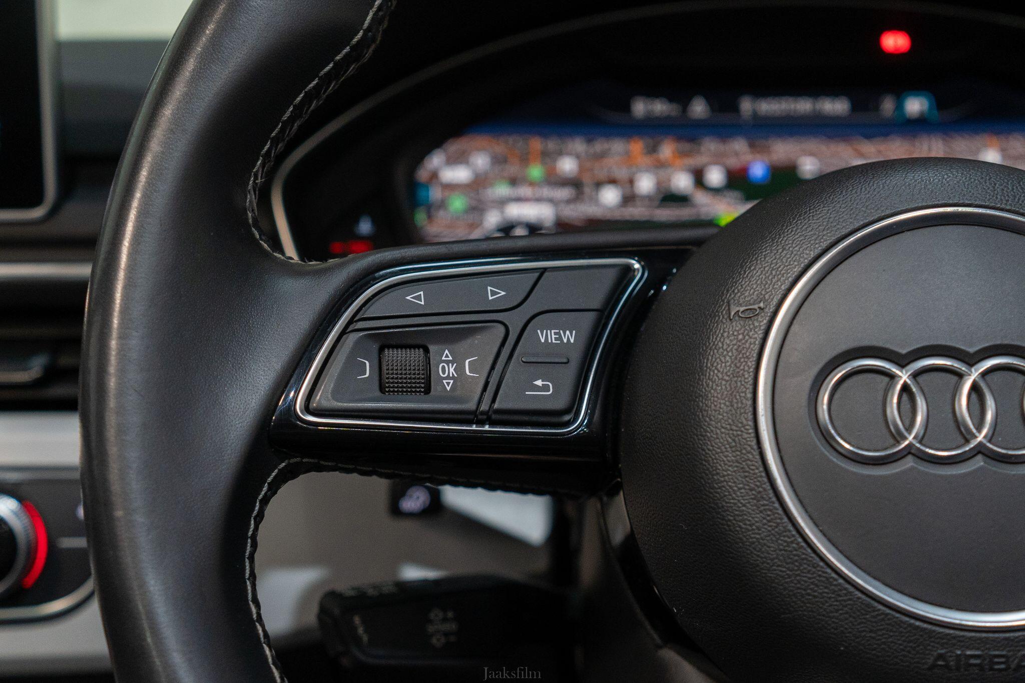 Audi S5 view 23