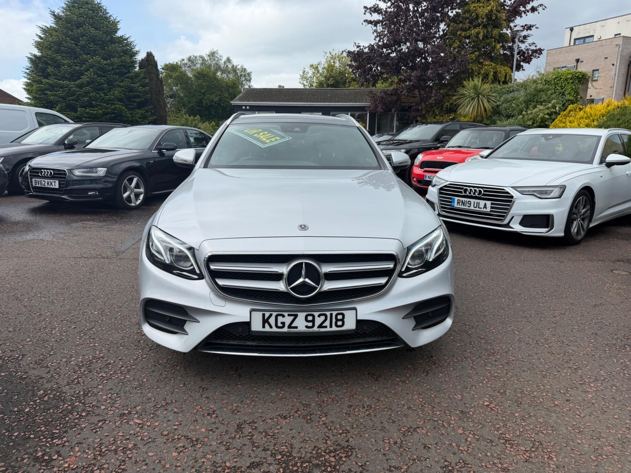 Mercedes-Benz E Class view 2