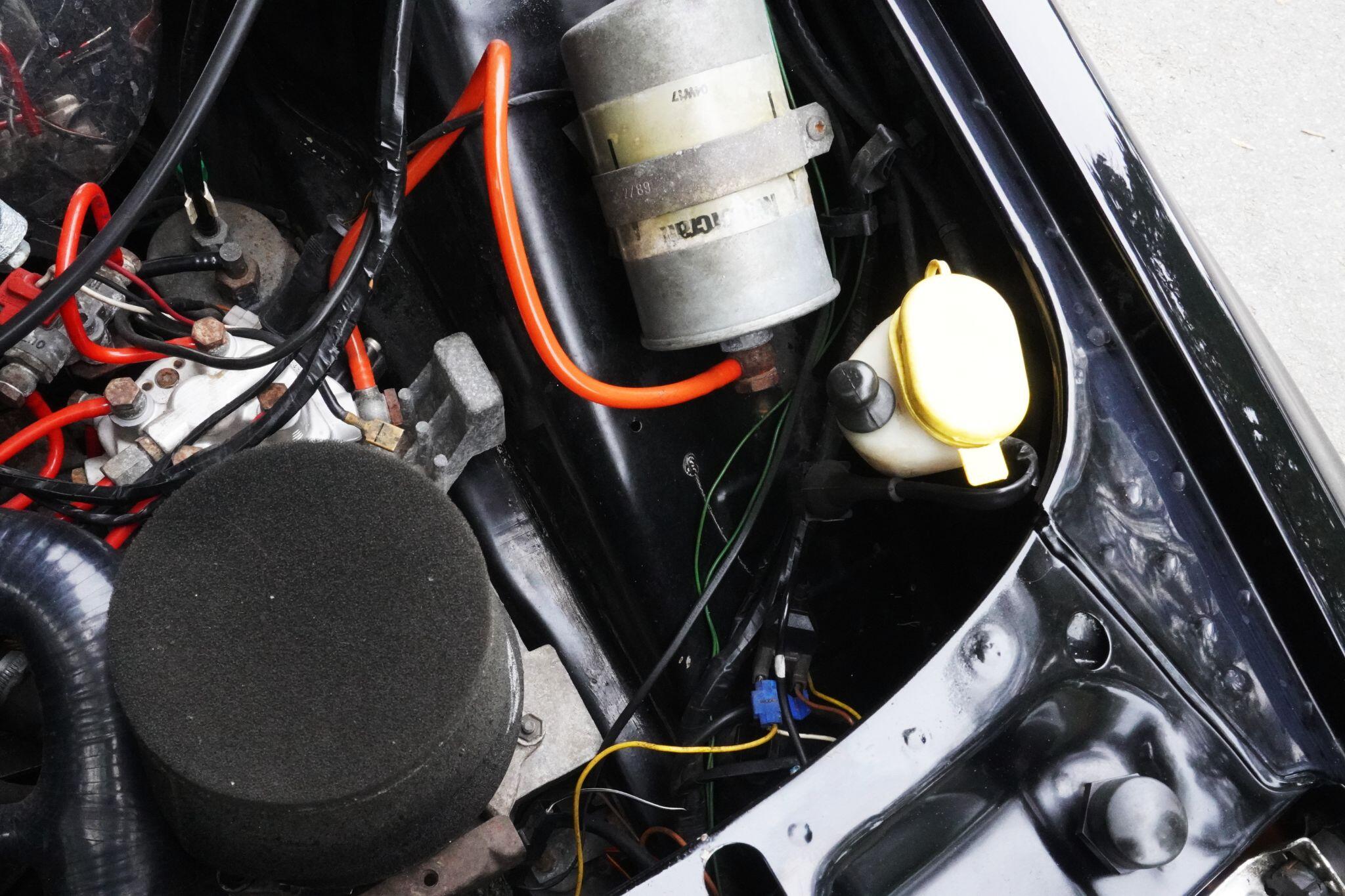Ford Escort view 86