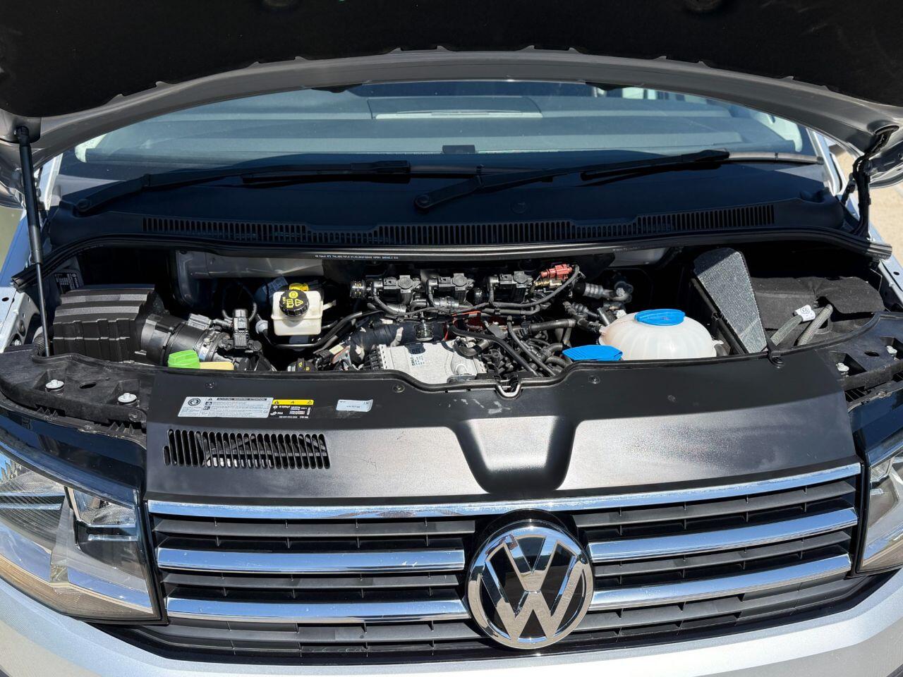 Volkswagen California view 14