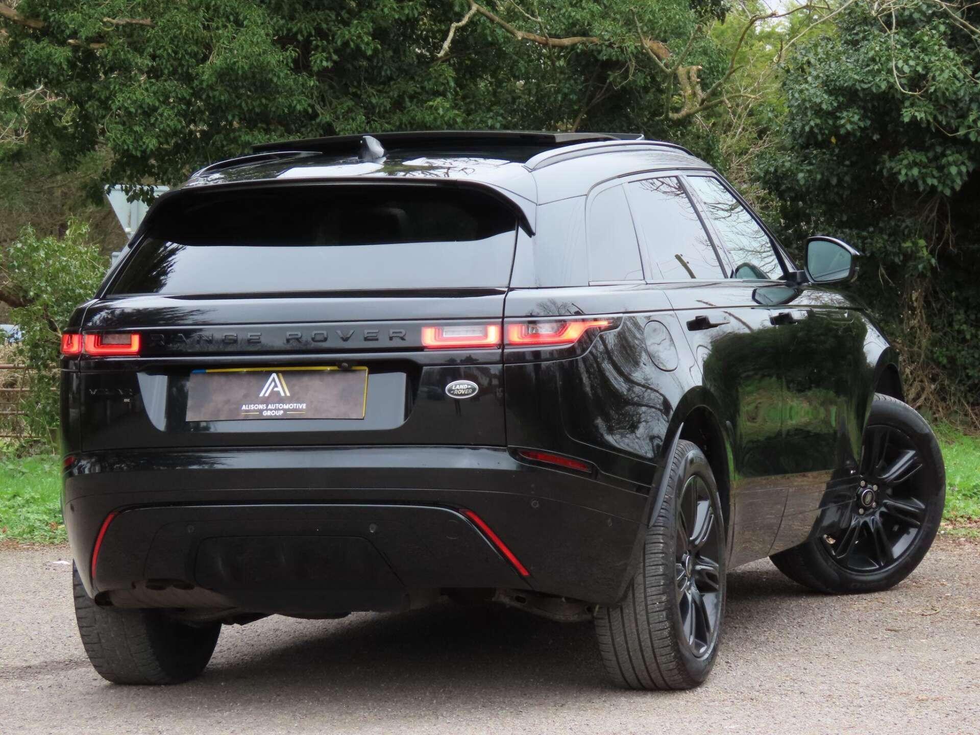 Land Rover Range Rover Velar view 5