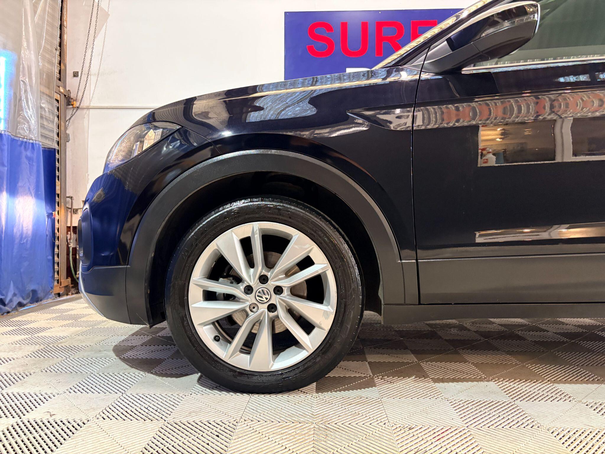 Volkswagen T-Cross view 7