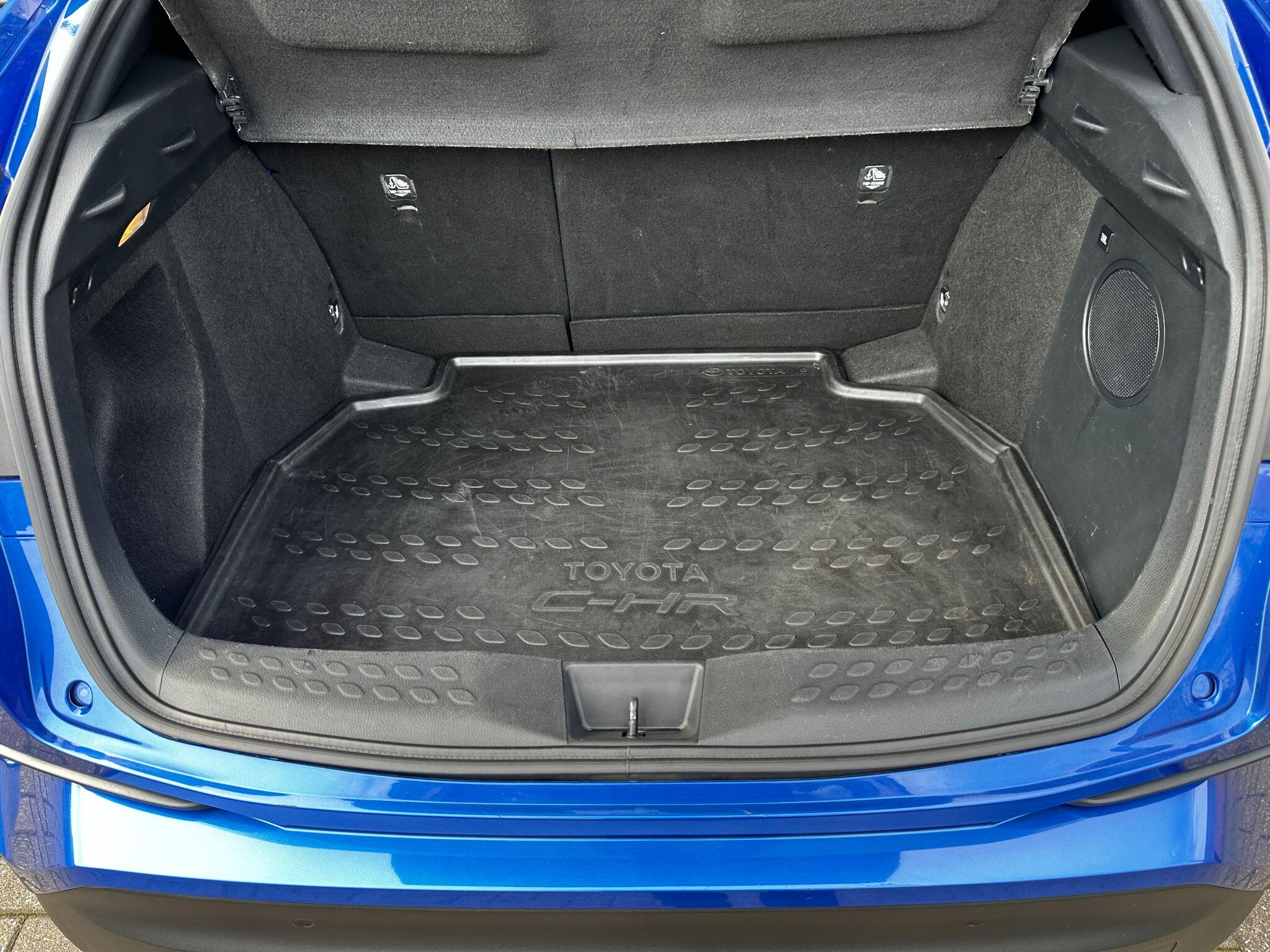 Toyota C-HR view 39