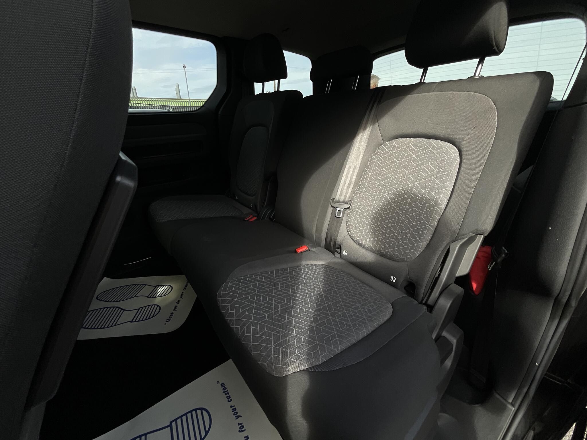 Volkswagen Id. Buzz view 14