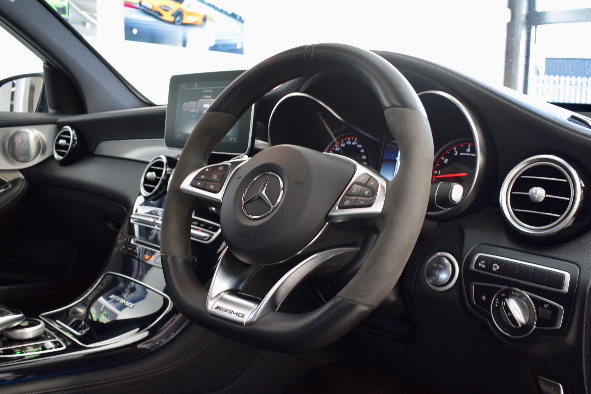 Mercedes-Benz GLC view 9
