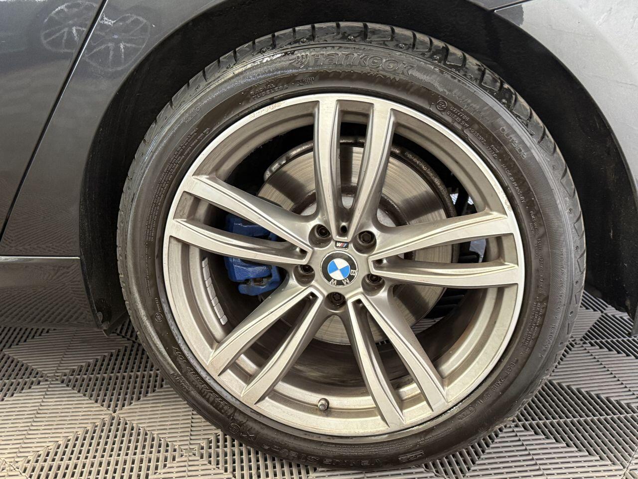 BMW 6 Series Gran Turismo view 21