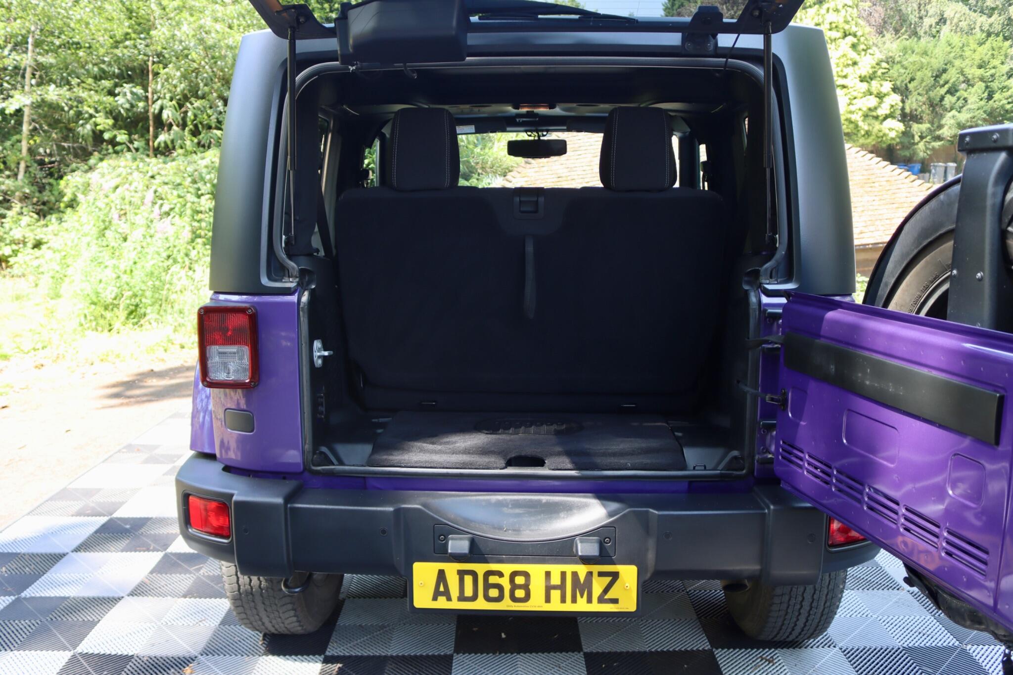 Jeep Wrangler view 29