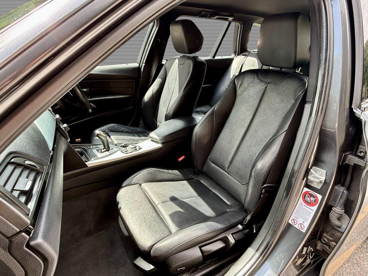 BMW 3 Series view 25