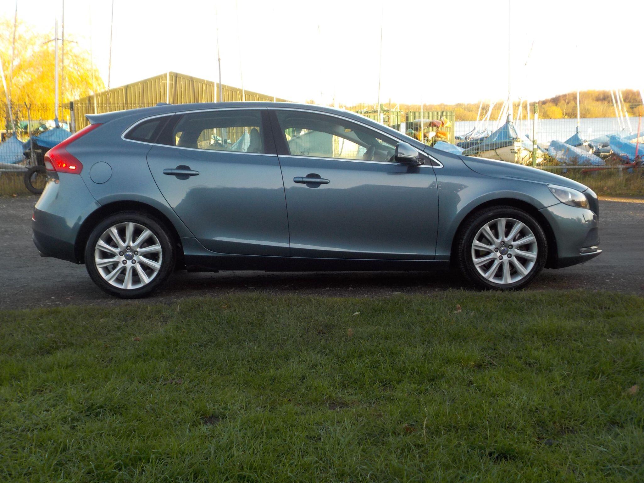 Volvo V40 2.0 D3 SE Lux Nav Geartronic Euro 5 (s/s) 5dr