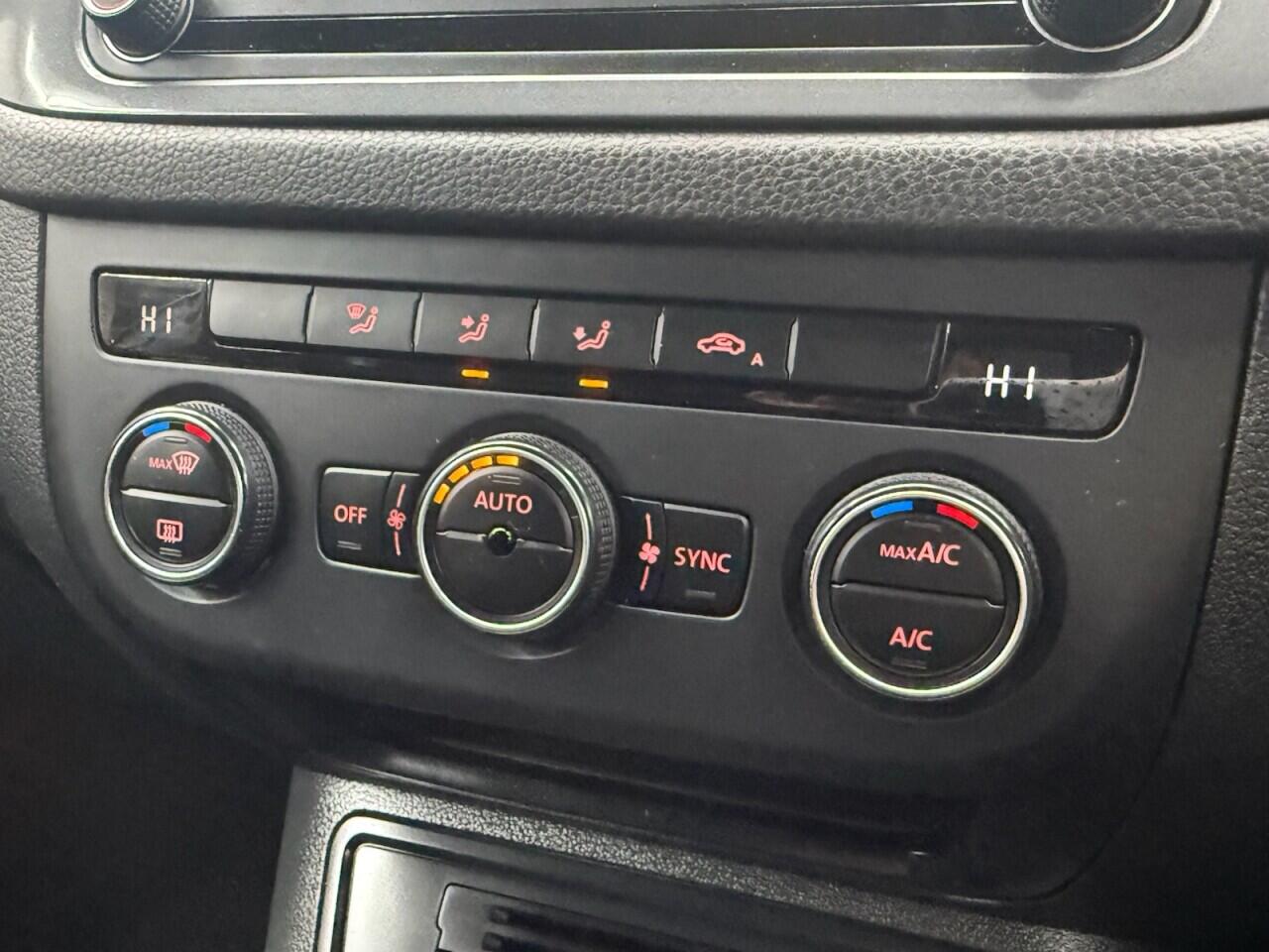 Volkswagen Tiguan view 19