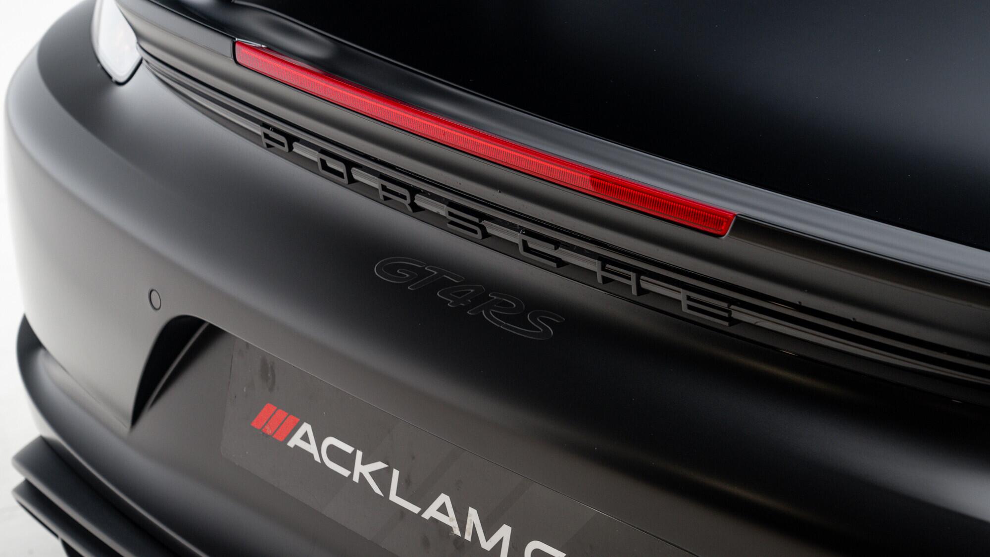 Porsche 718 Cayman view 24