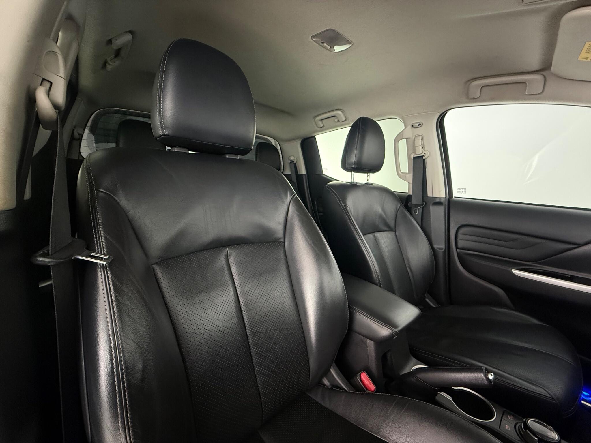 Mitsubishi L200 view 28
