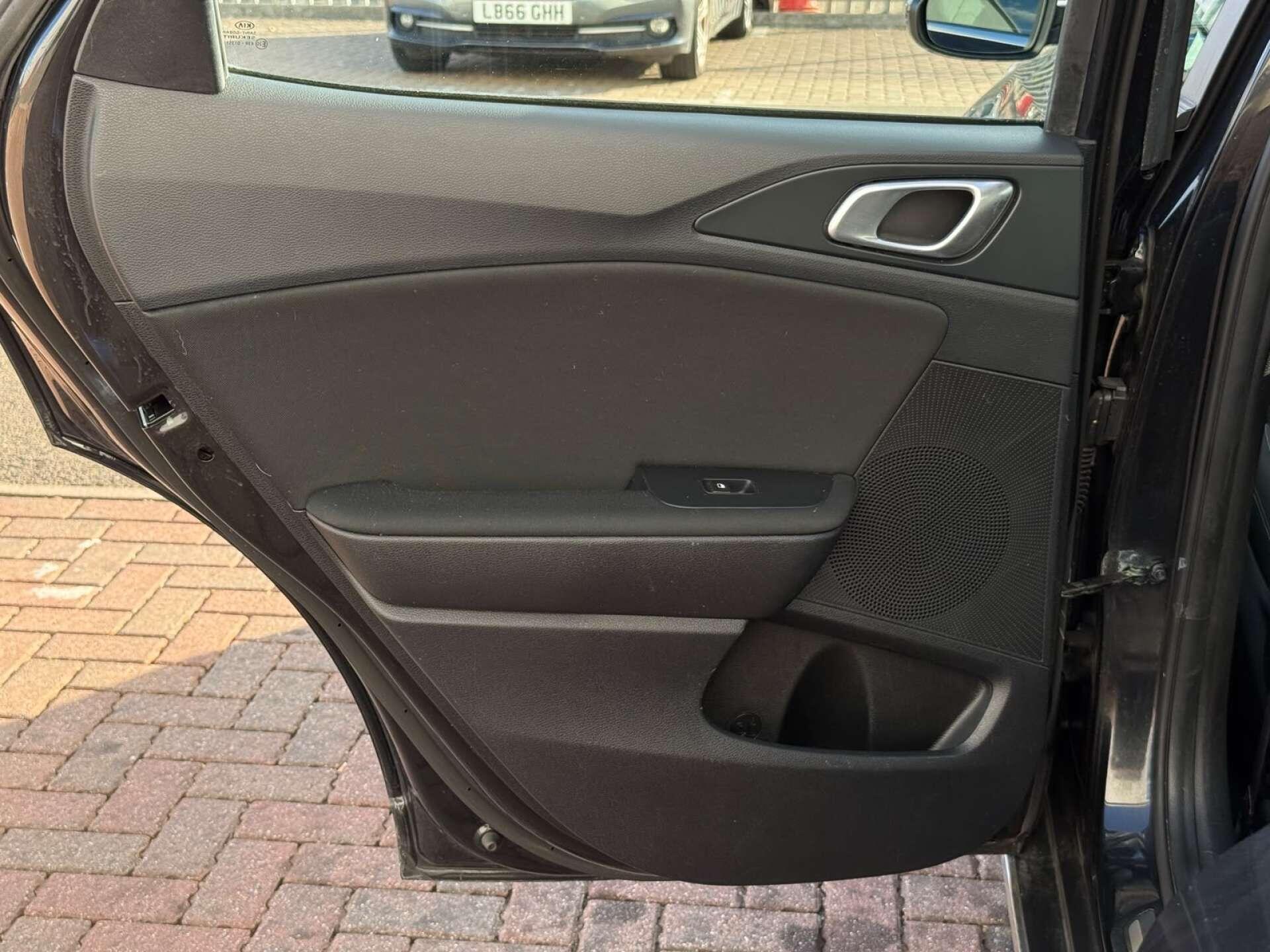 Kia Xceed view 34