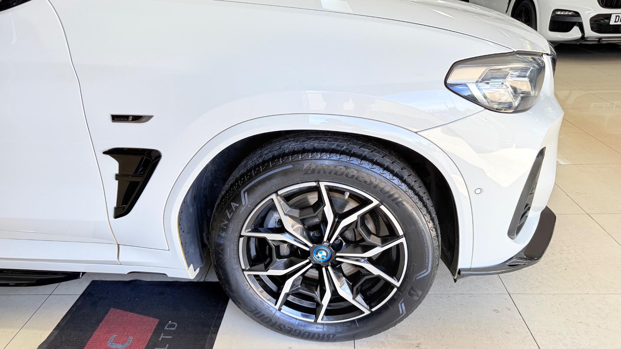 BMW X3 view 43