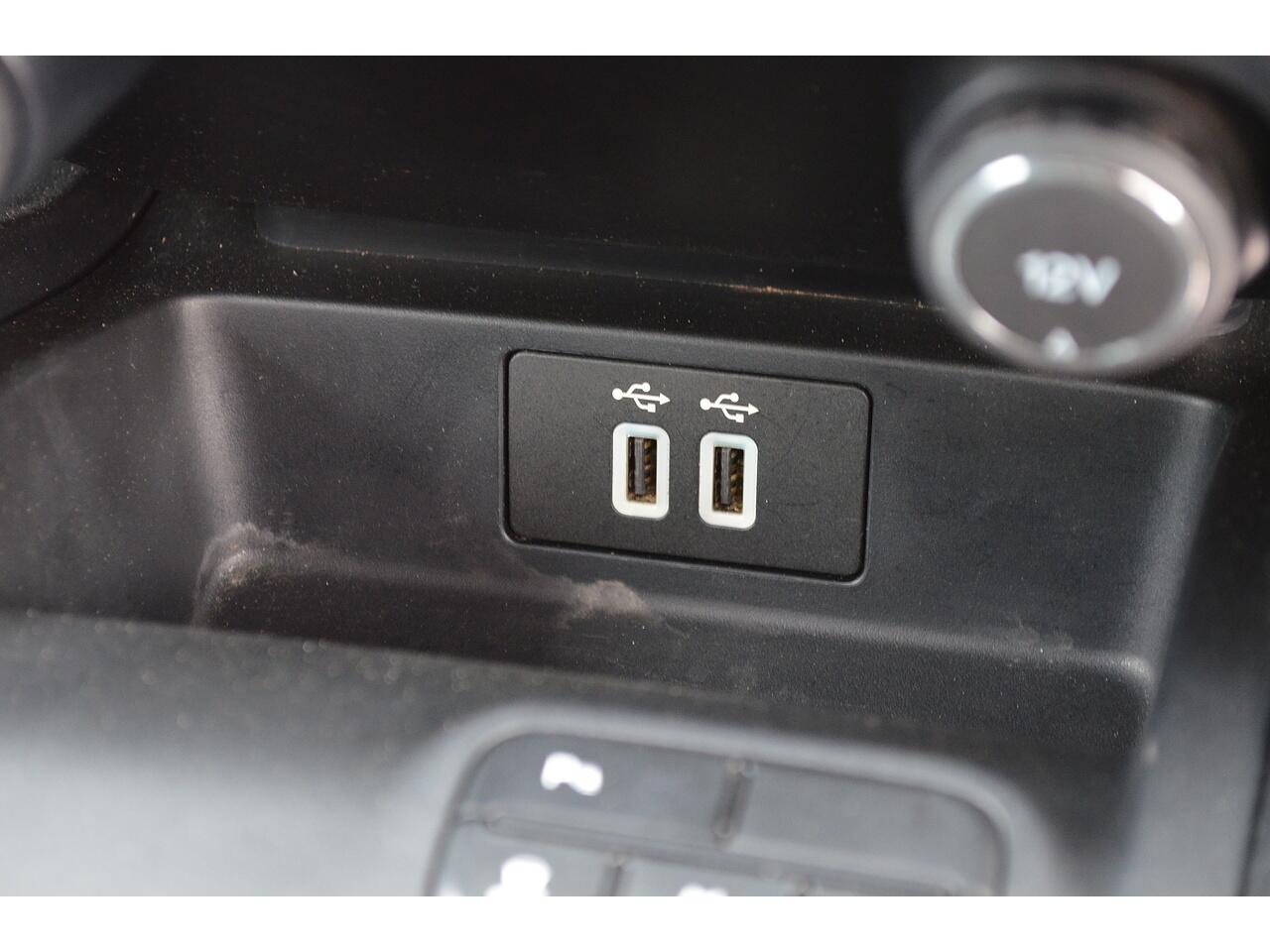 Ford Ranger view 24