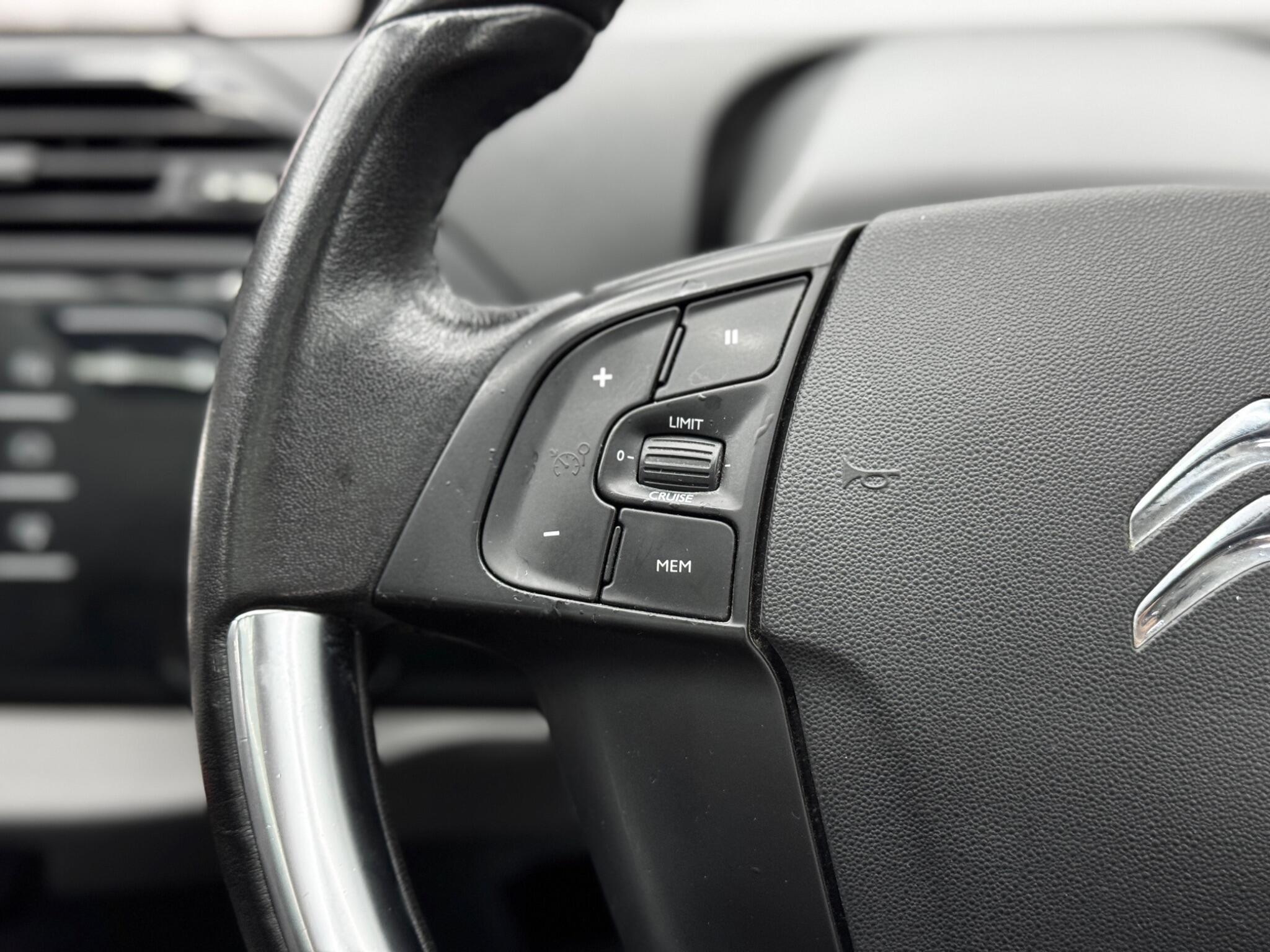 Citroen C4 Picasso view 20