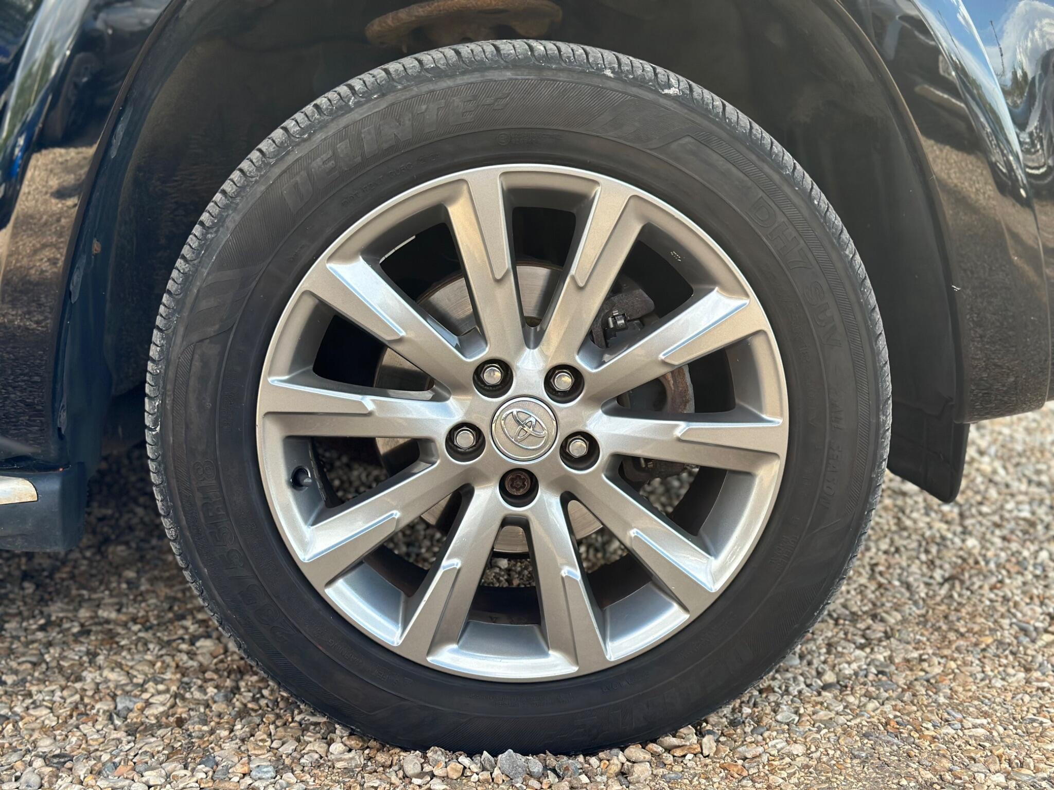 Toyota Rav4 view 60