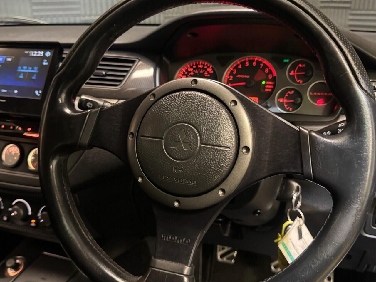 Mitsubishi Lancer view 24