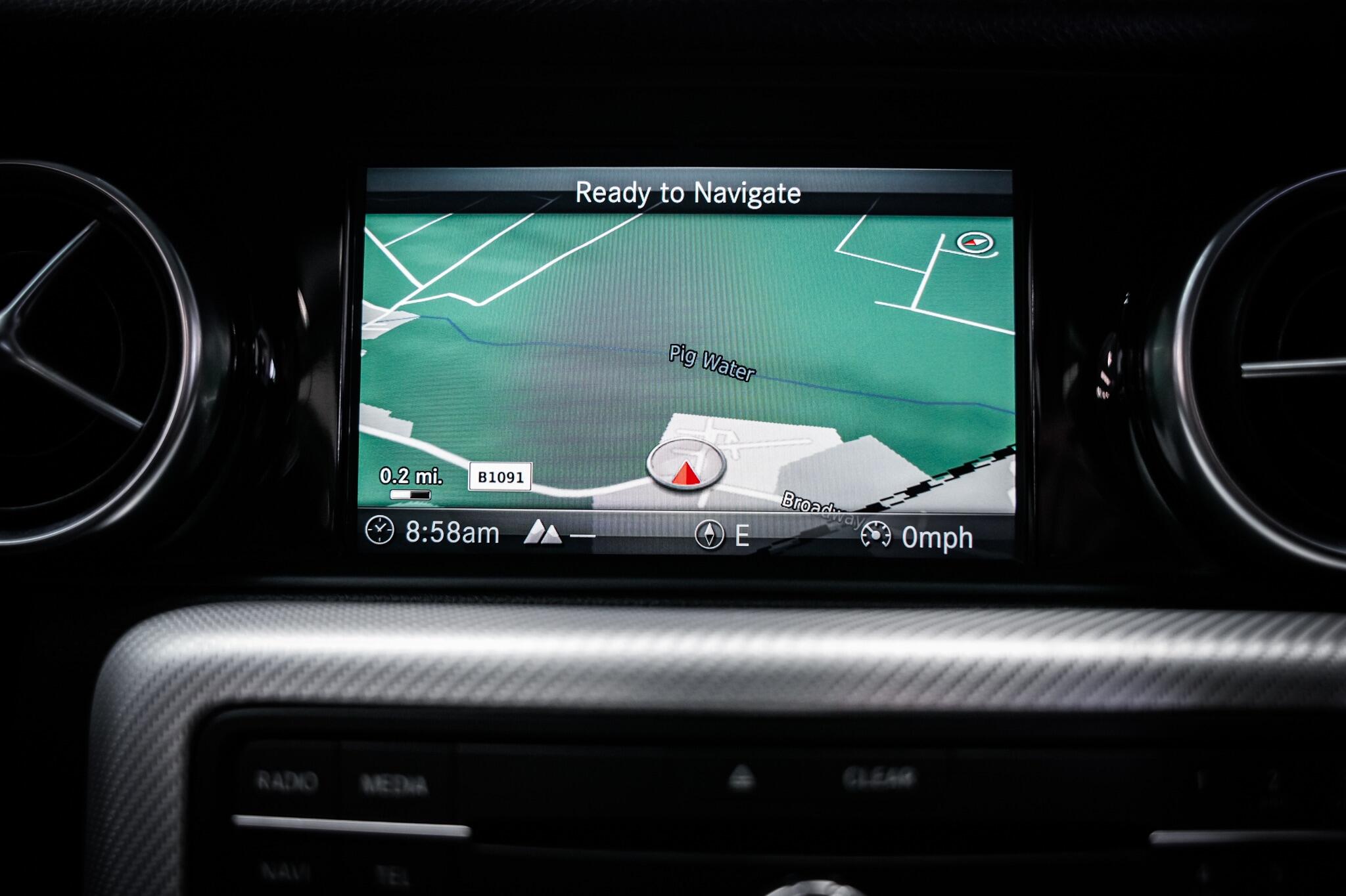 Mercedes-Benz SLC view 47