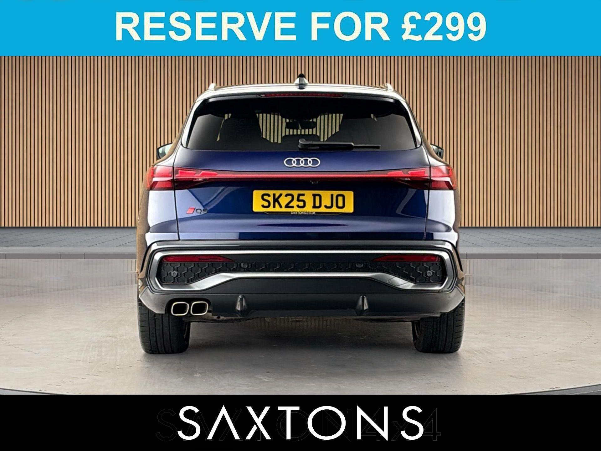 Audi Q5 view 4