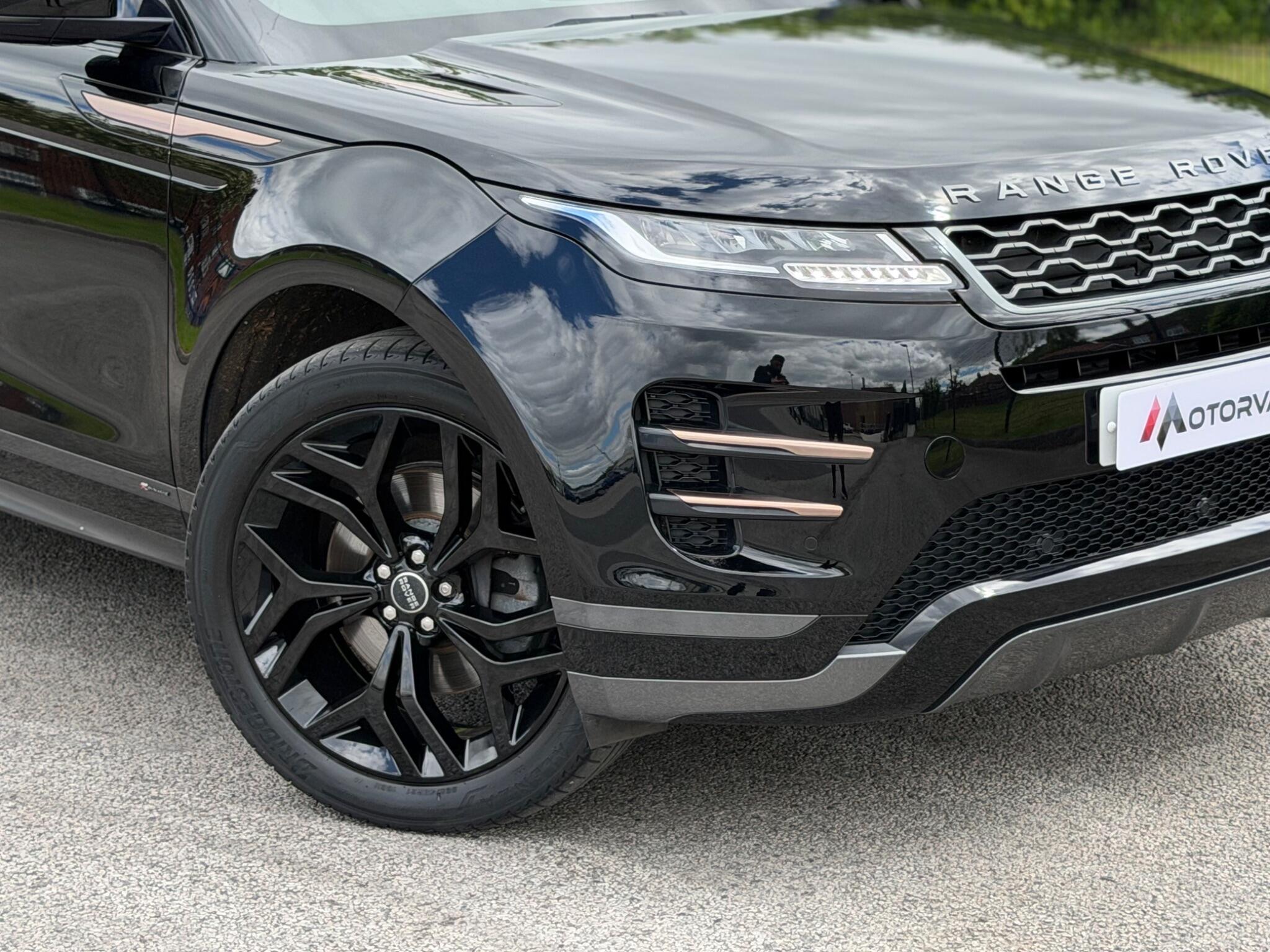 Land Rover Range Rover Evoque view 41