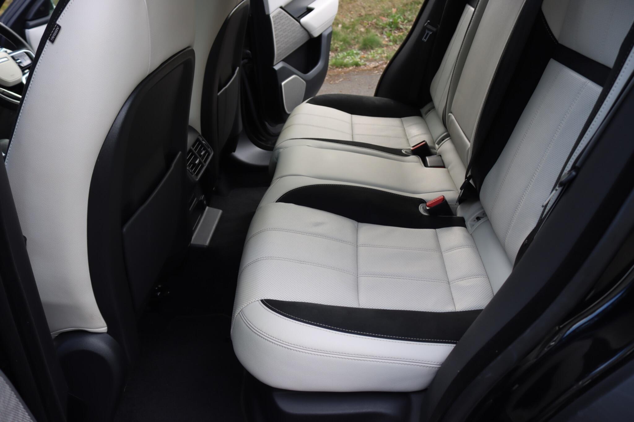 Land Rover Range Rover Velar view 8
