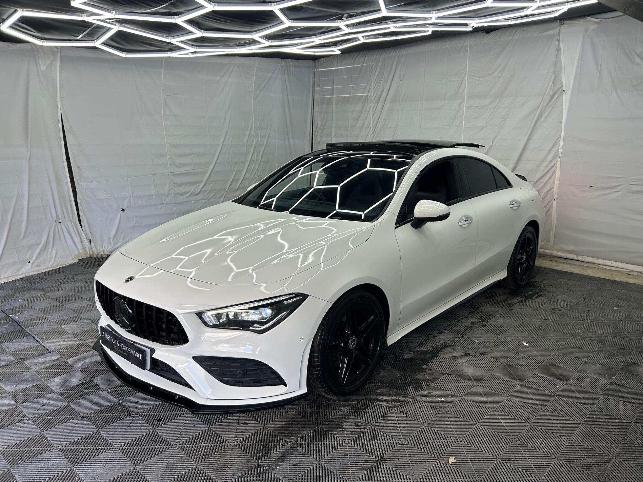 Mercedes-Benz Cla view 3