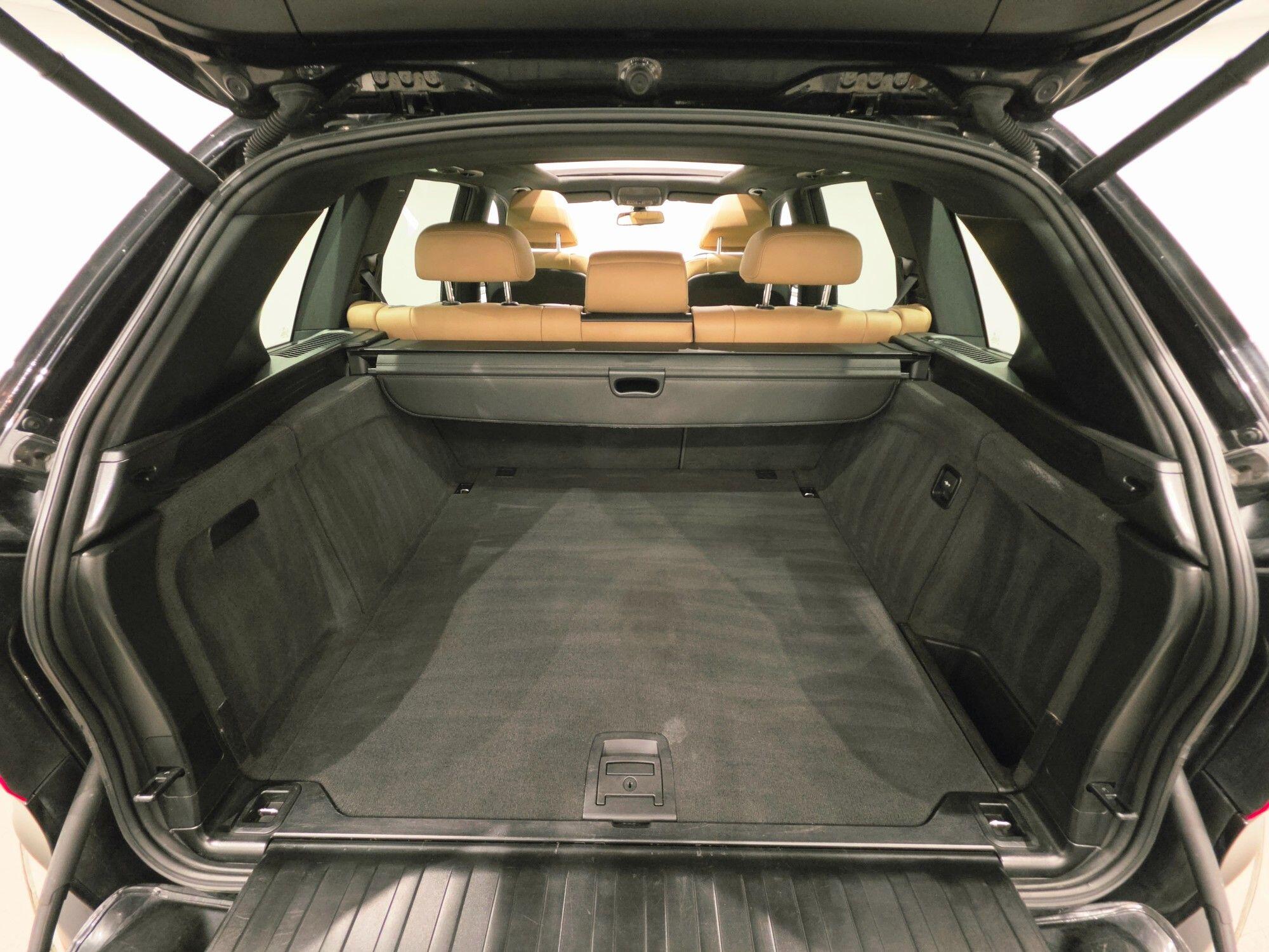 BMW X5 M view 48