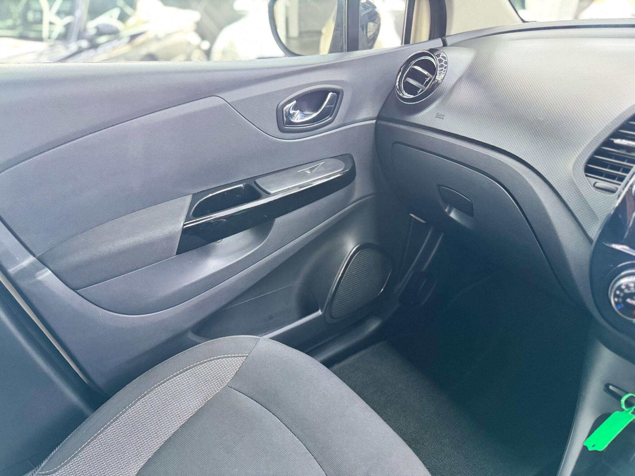 Renault Captur view 31