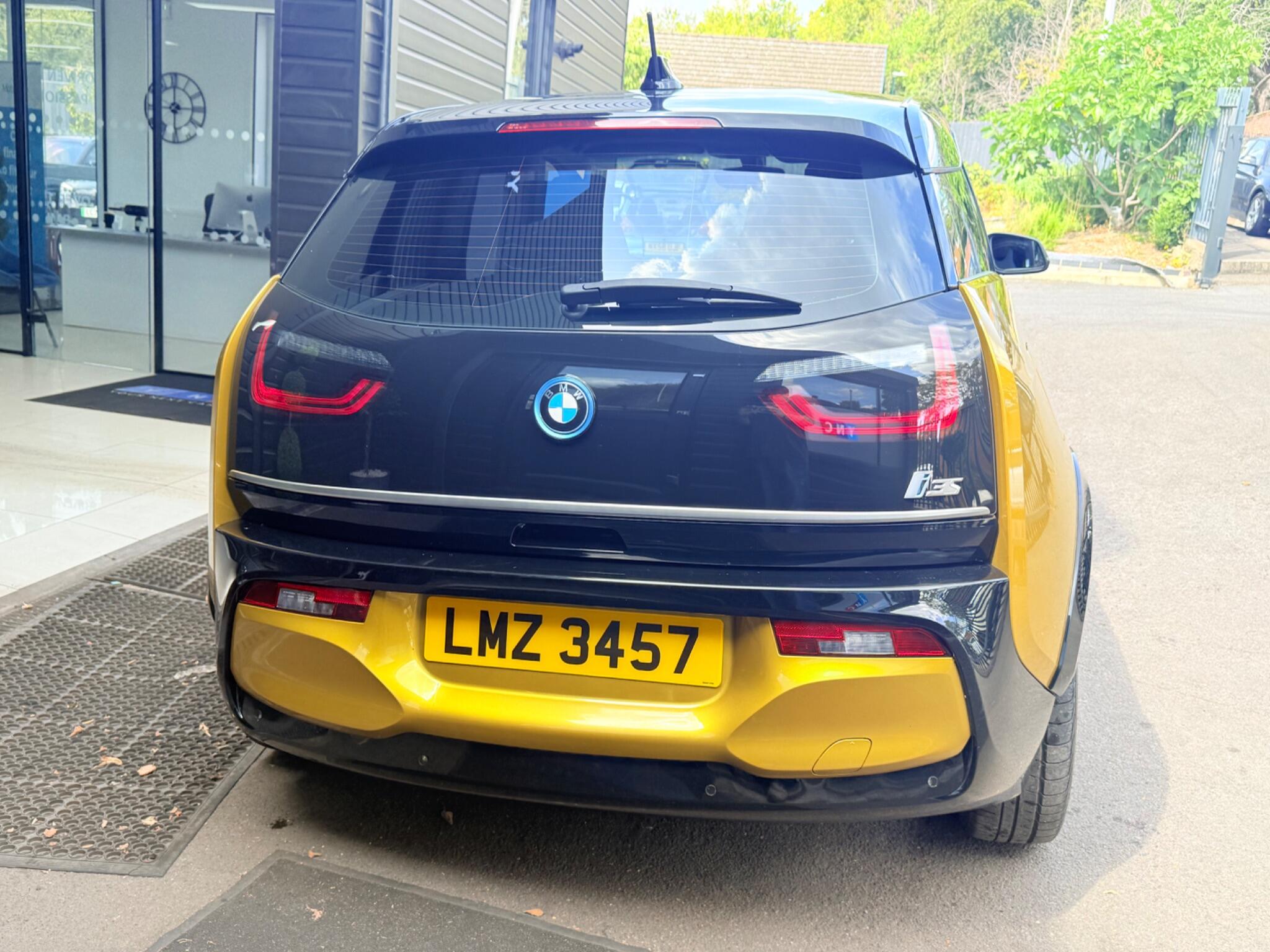 BMW I3 view 11