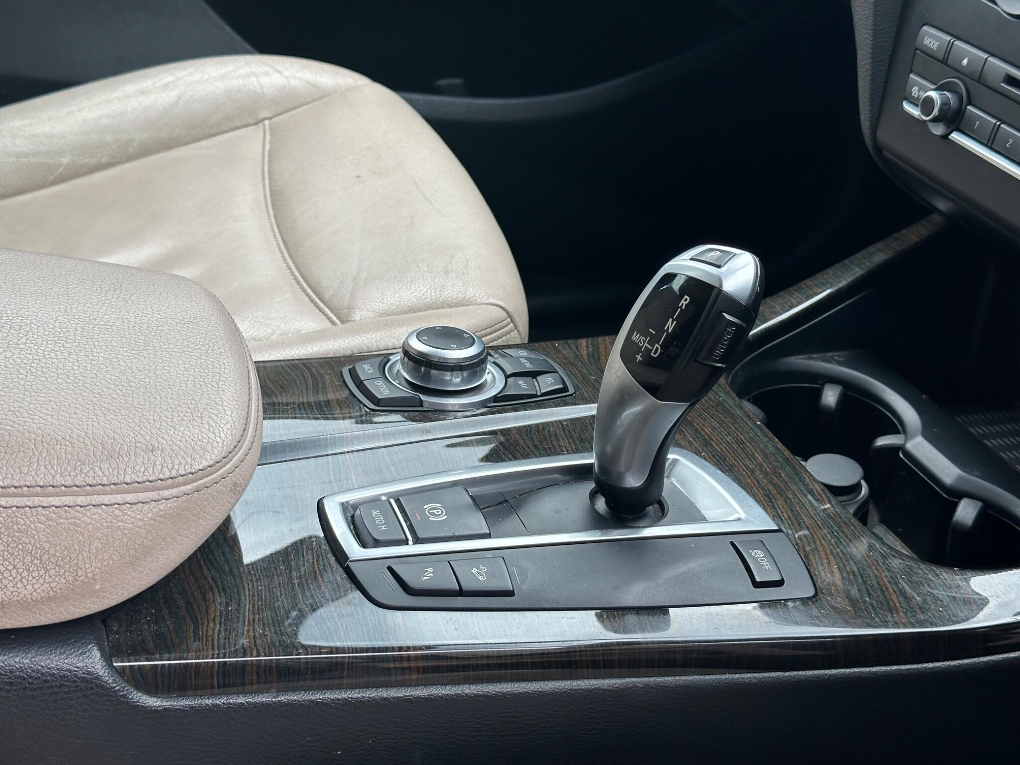 BMW X3 view 22