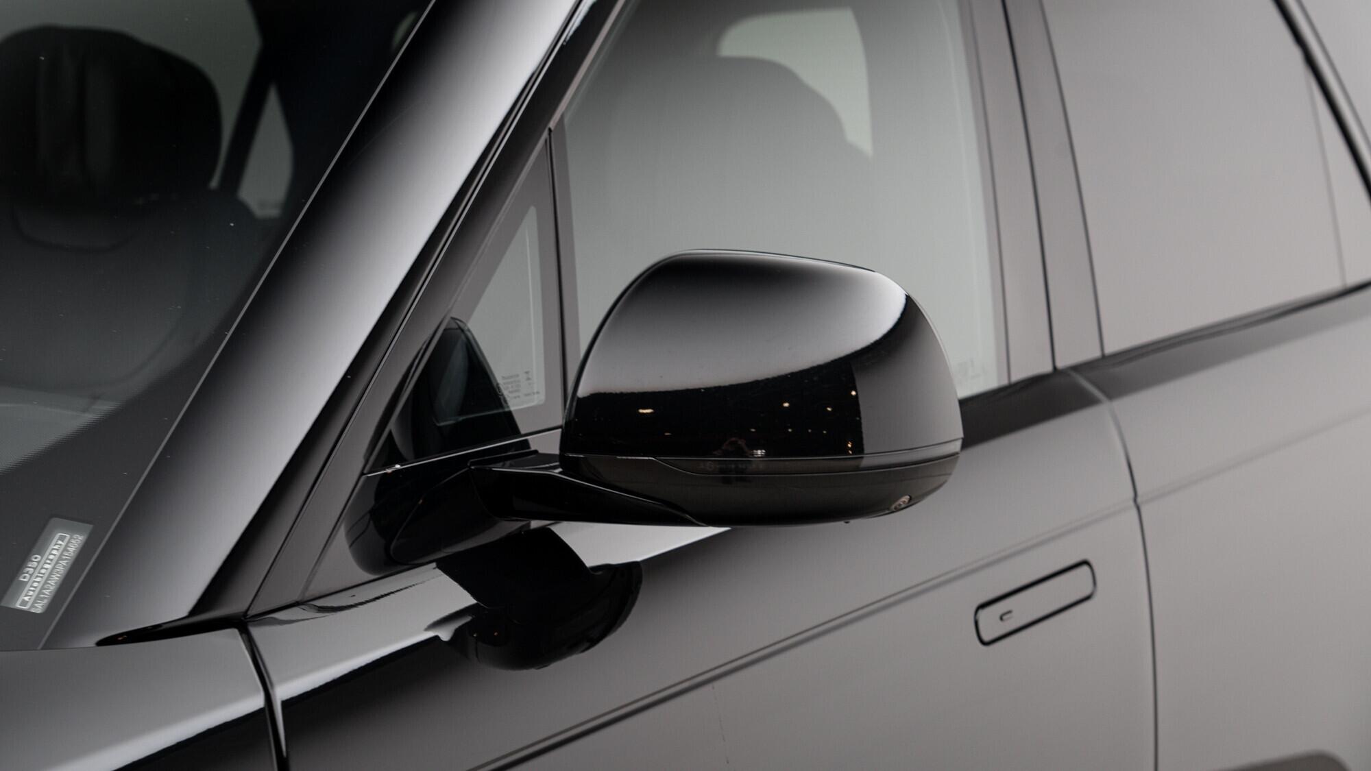 Land Rover Range Rover Sport view 12