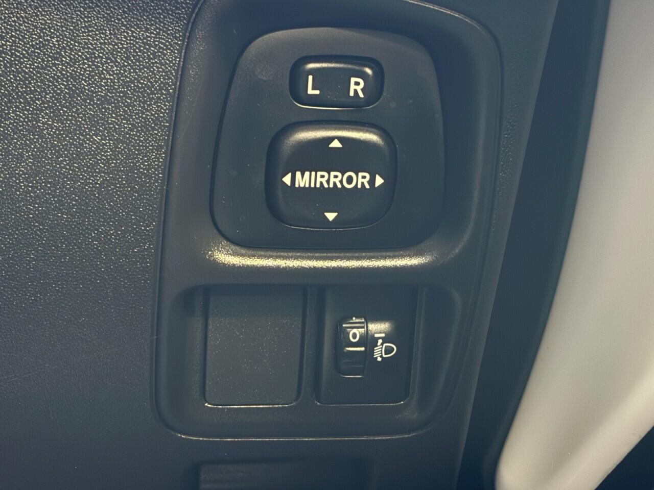 Toyota Aygo view 38