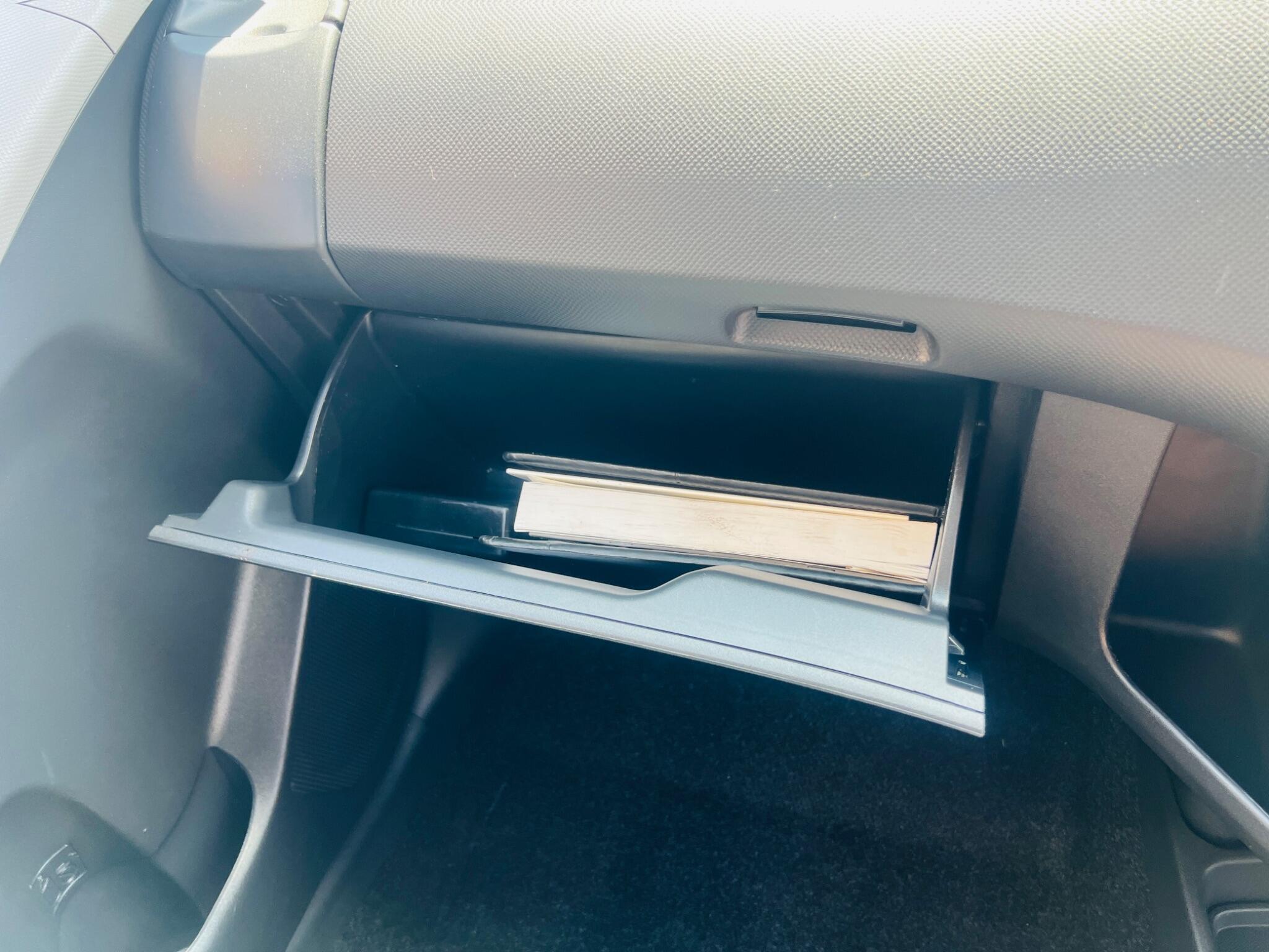 Toyota Yaris view 50