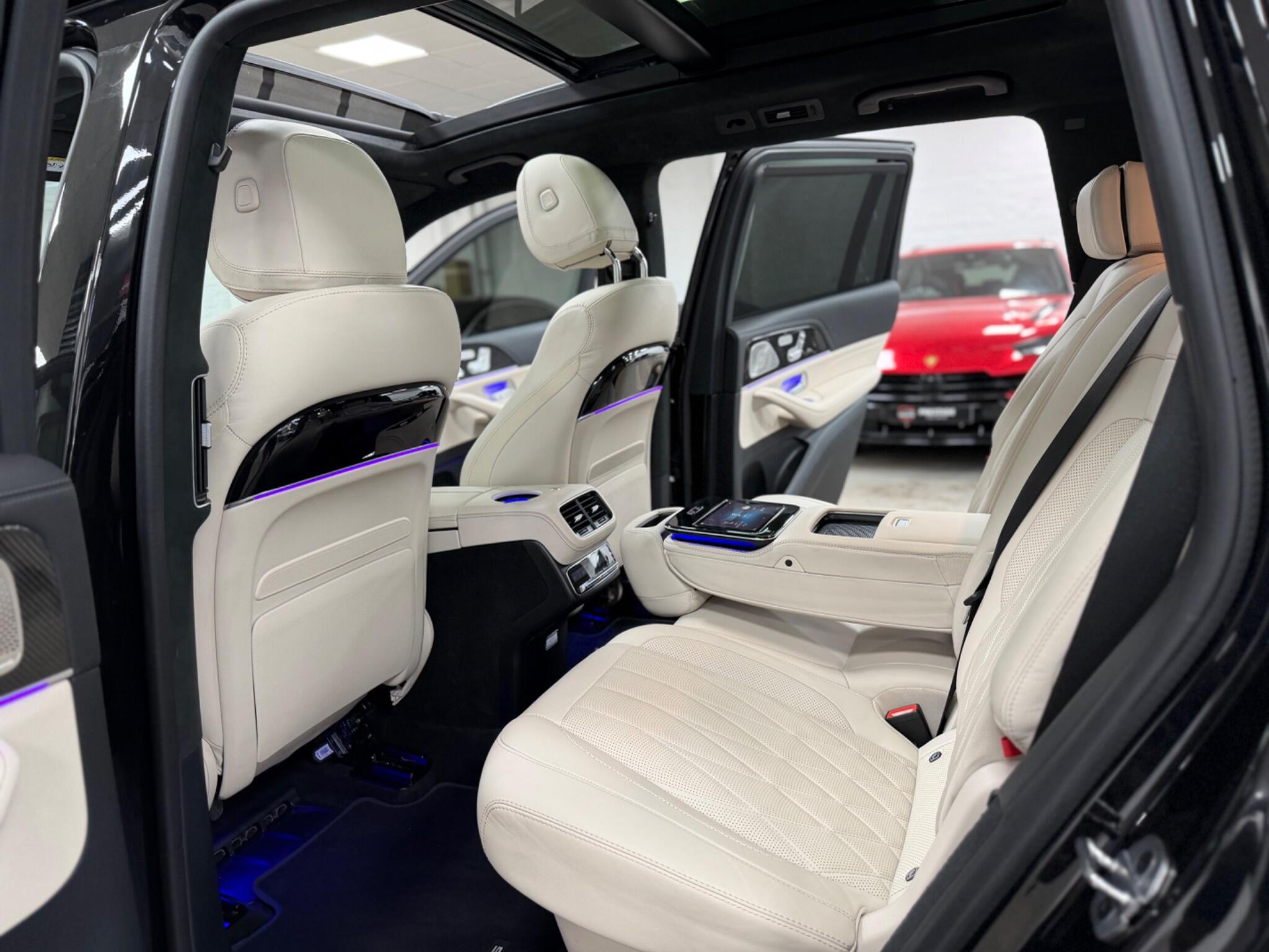 Mercedes-Benz GLS view 74