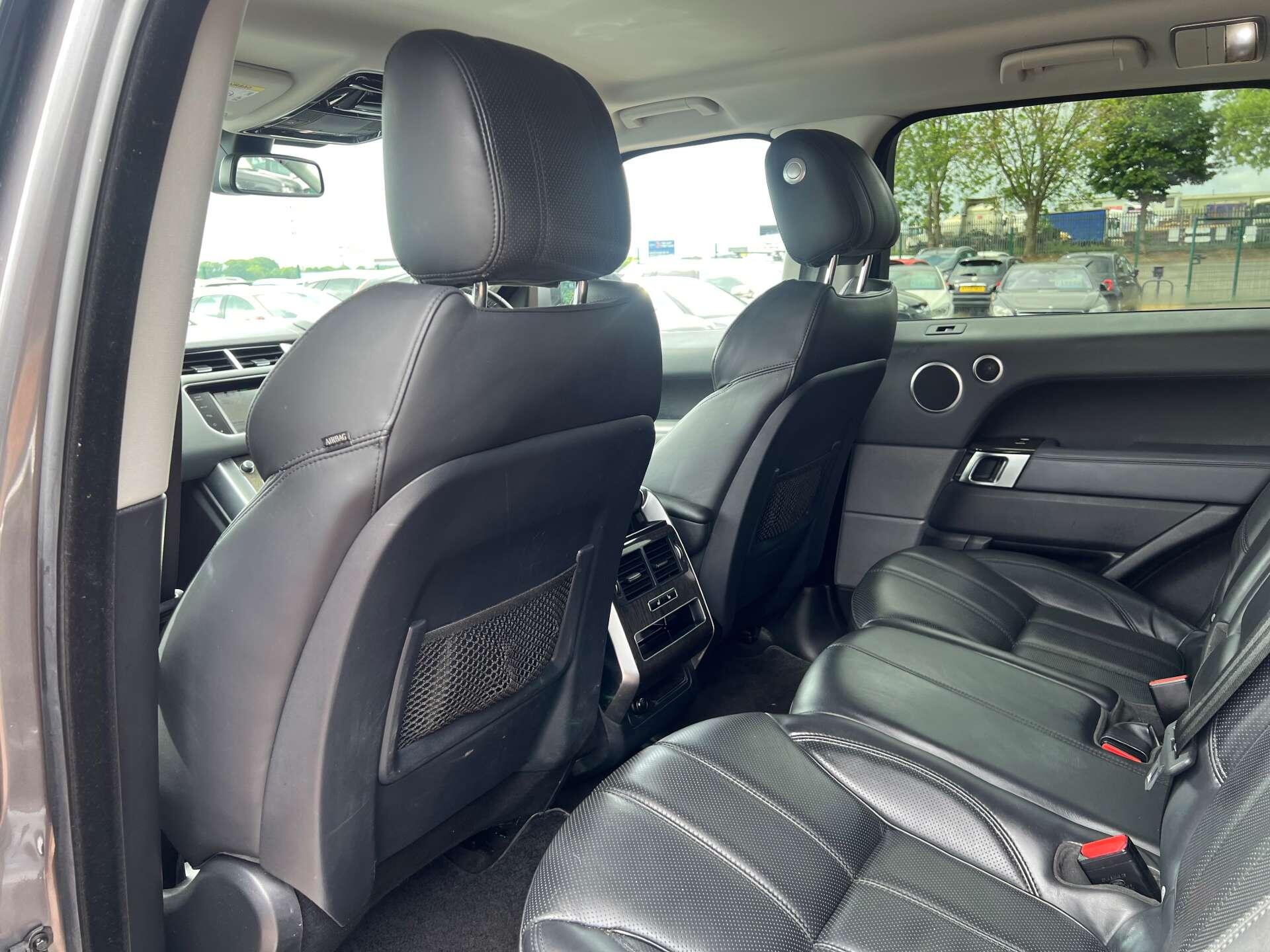 Land Rover Range Rover Sport view 37