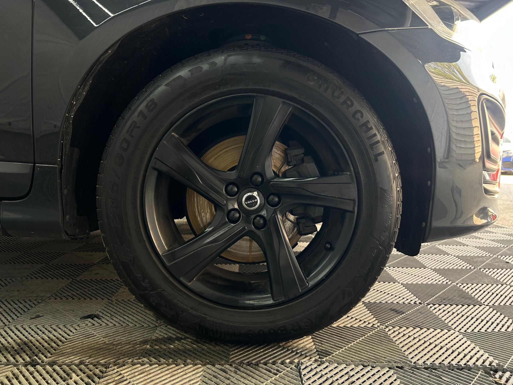 Volvo XC60 view 30