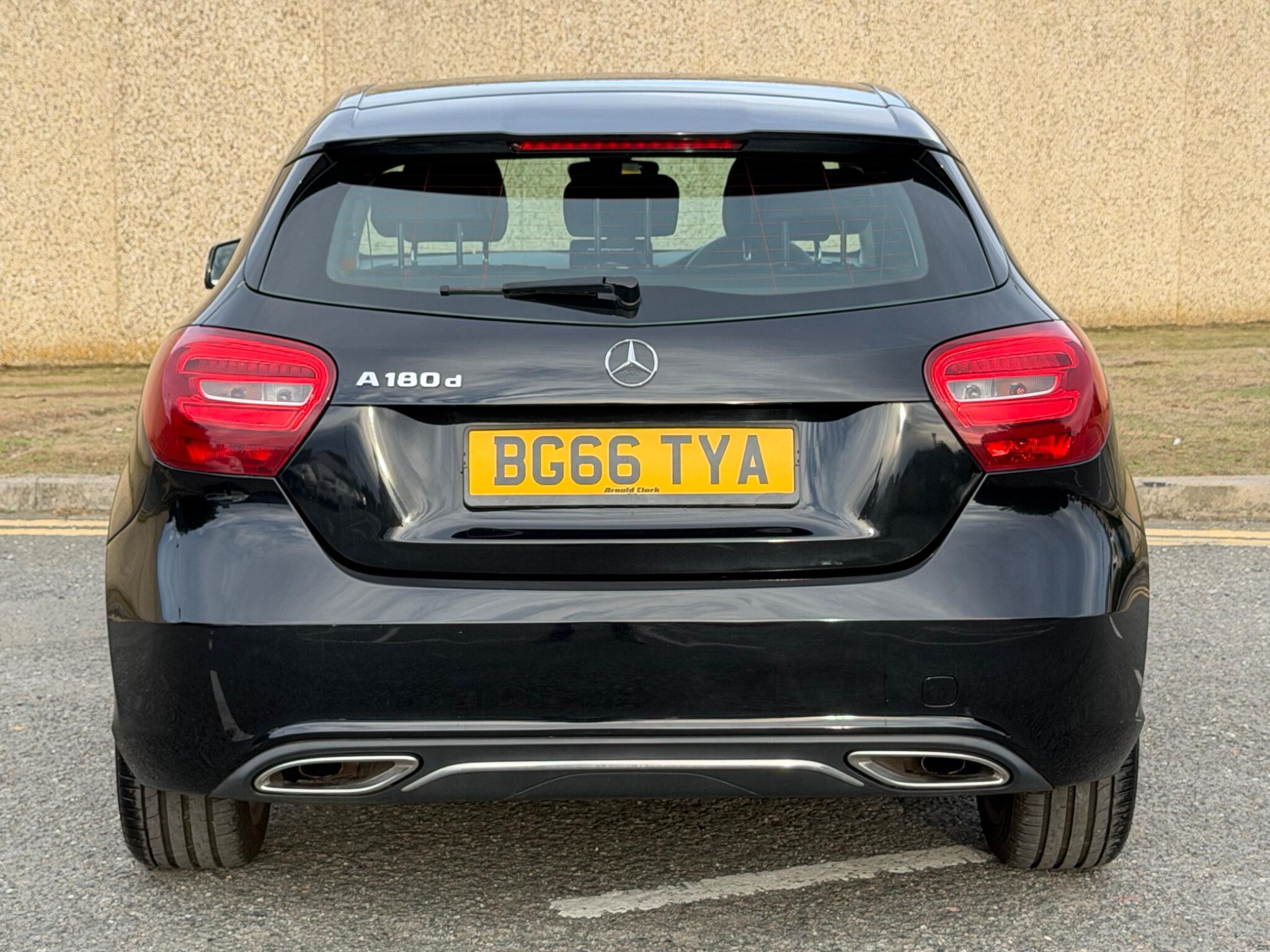 Mercedes-Benz A Class view 25