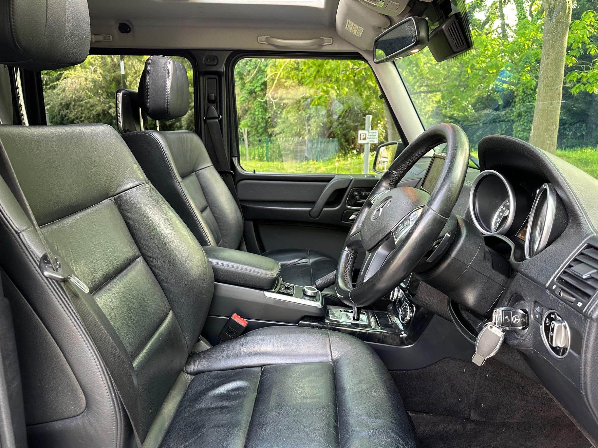 Mercedes-Benz G-Class view 17