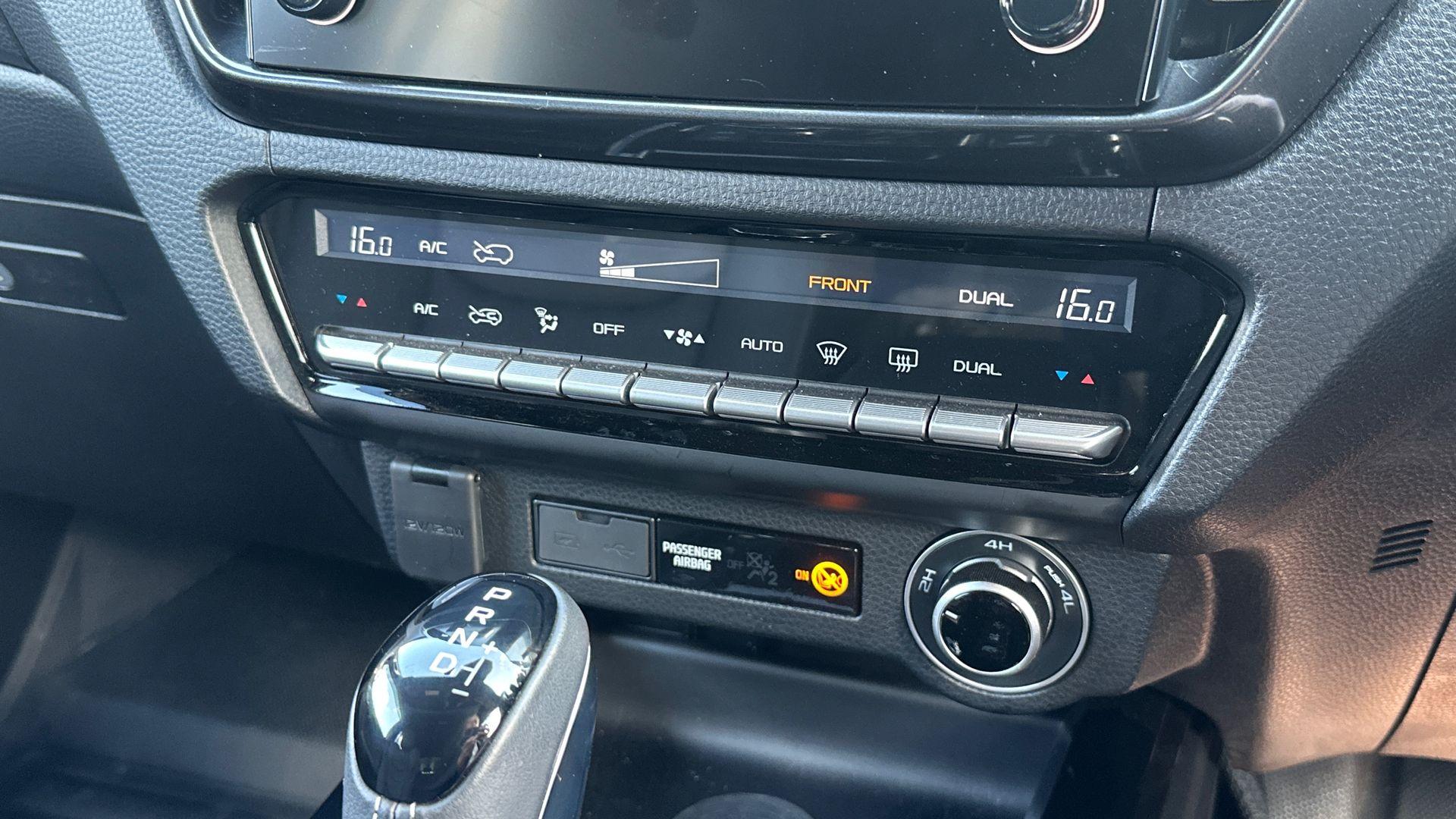 Isuzu D-Max view 12