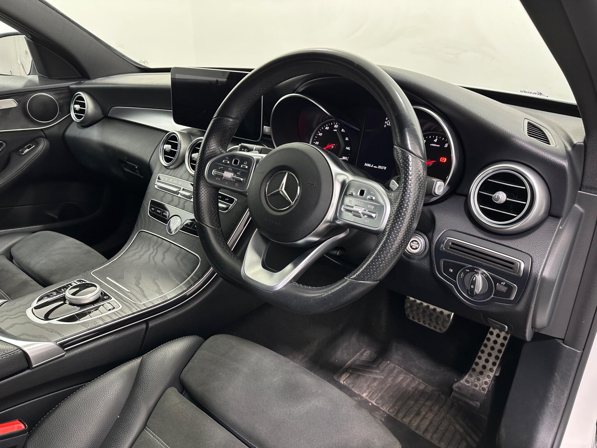 Mercedes-Benz C Class view 11
