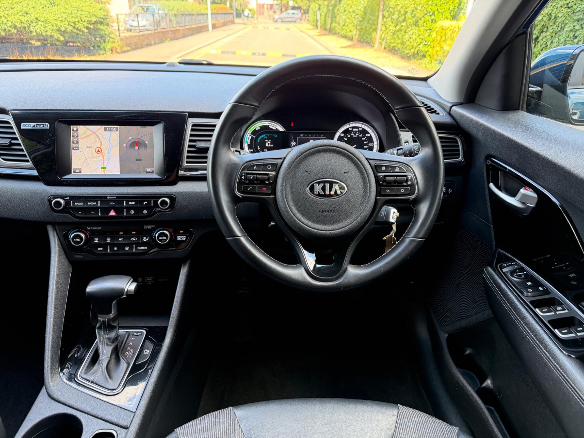 Kia Niro view 38