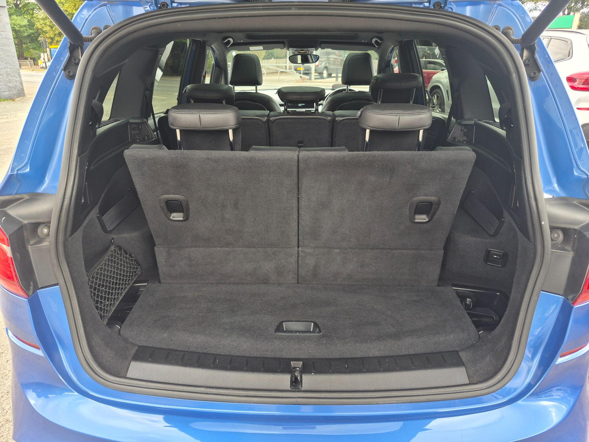 BMW 2 Series view 22