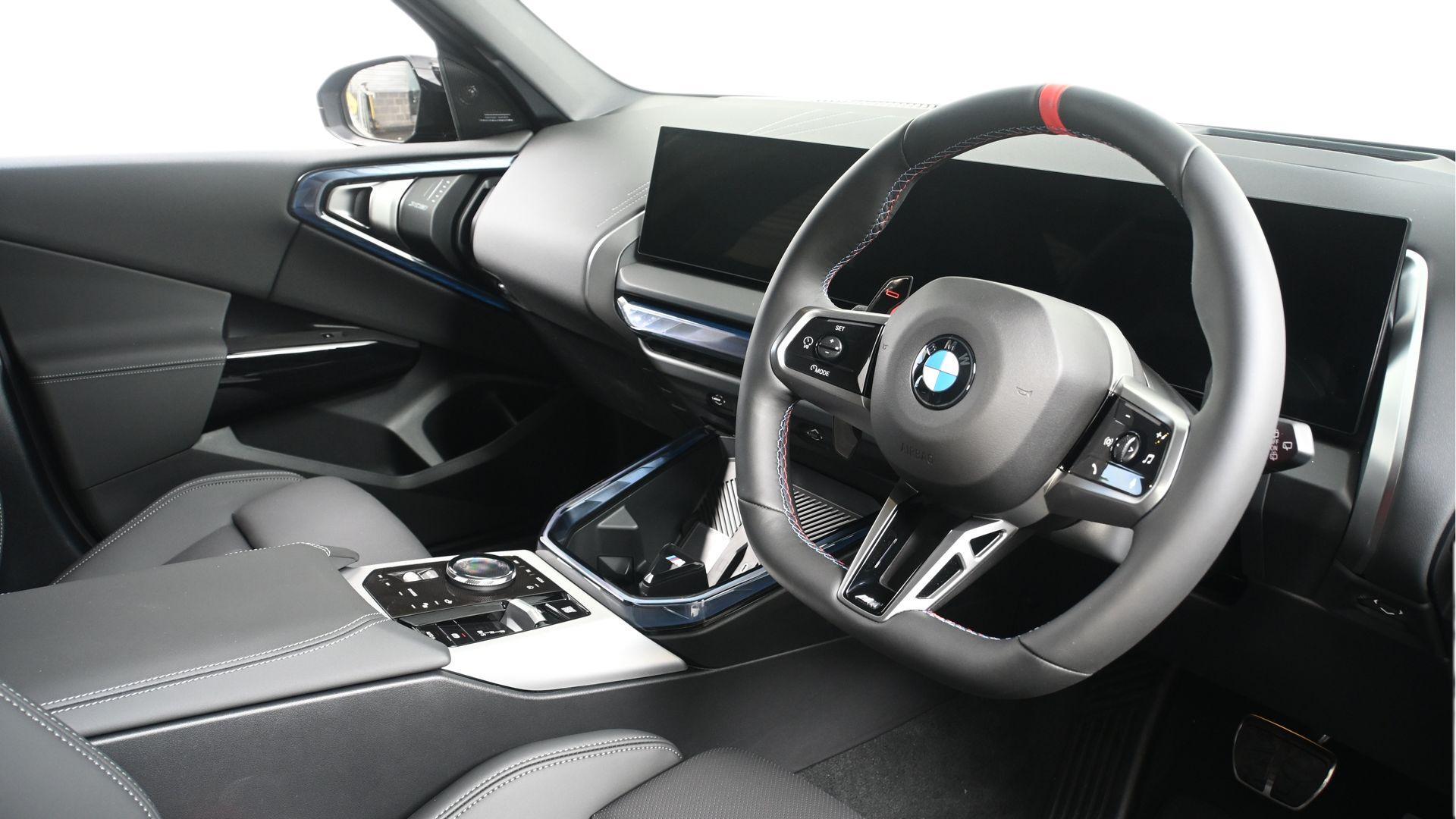 BMW X3 view 6