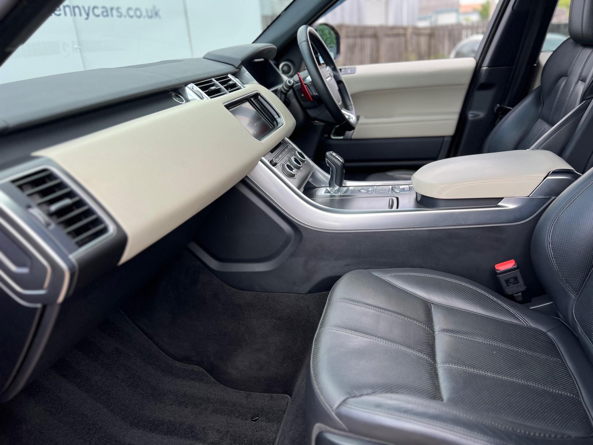 Land Rover Range Rover Sport view 23