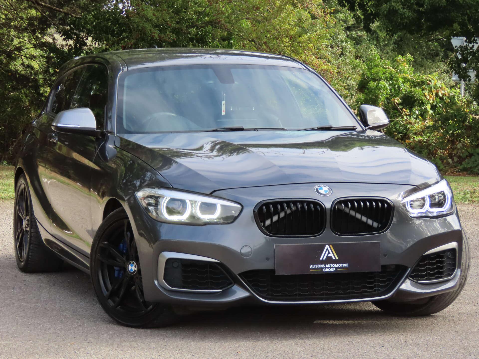 BMW 1 Series view 4
