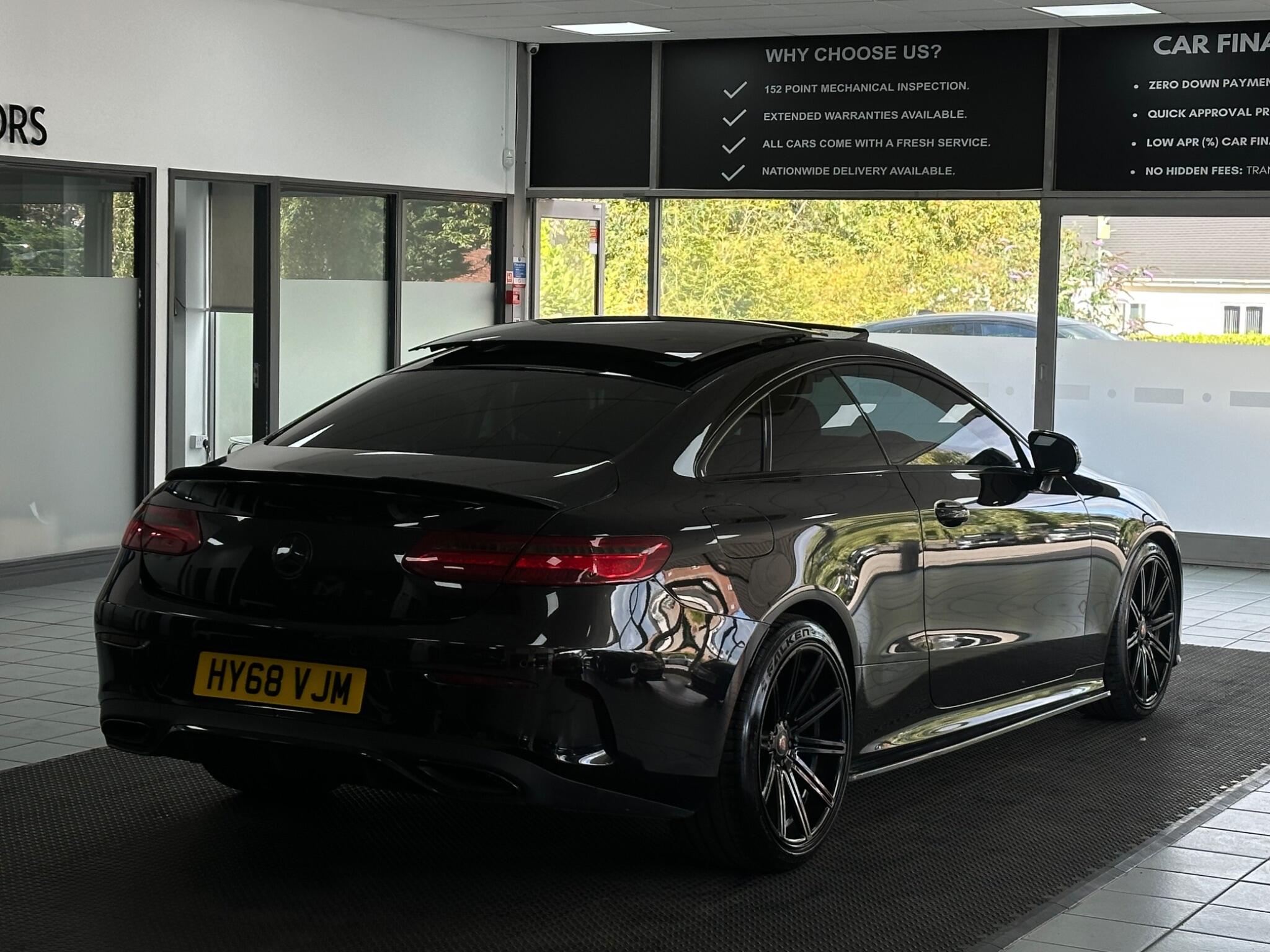 Mercedes-Benz E Class view 14