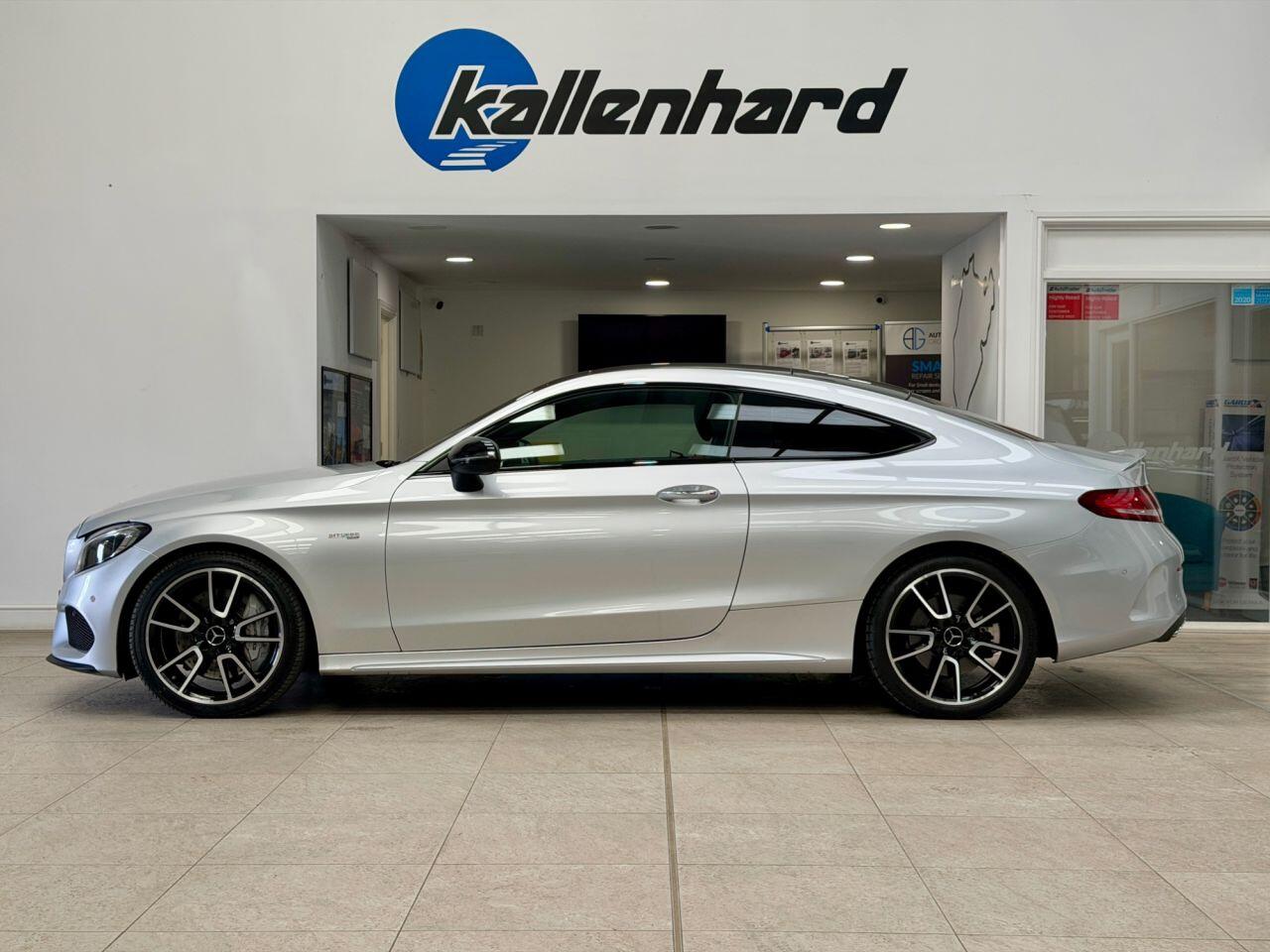 Mercedes-Benz C-Class view 2
